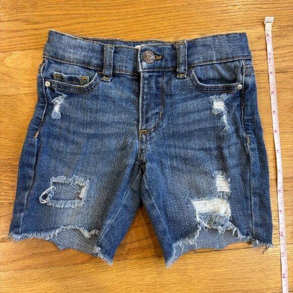 Distressed Style Cut Off Fray Denim Jean Girls Shorts - Picture 2 of 5